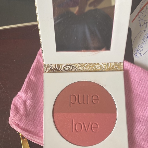 Jing Ai Skin Big blush palette/compact with mirror new opened for pic/untested - Picture 2 of 3